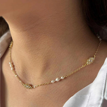 Geometric Necklace Featuring Silver Rhinestones With Elegant Rhinestone Inlay Design