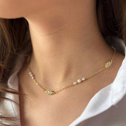 Geometric Necklace Featuring Silver Rhinestones With Elegant Rhinestone Inlay Design