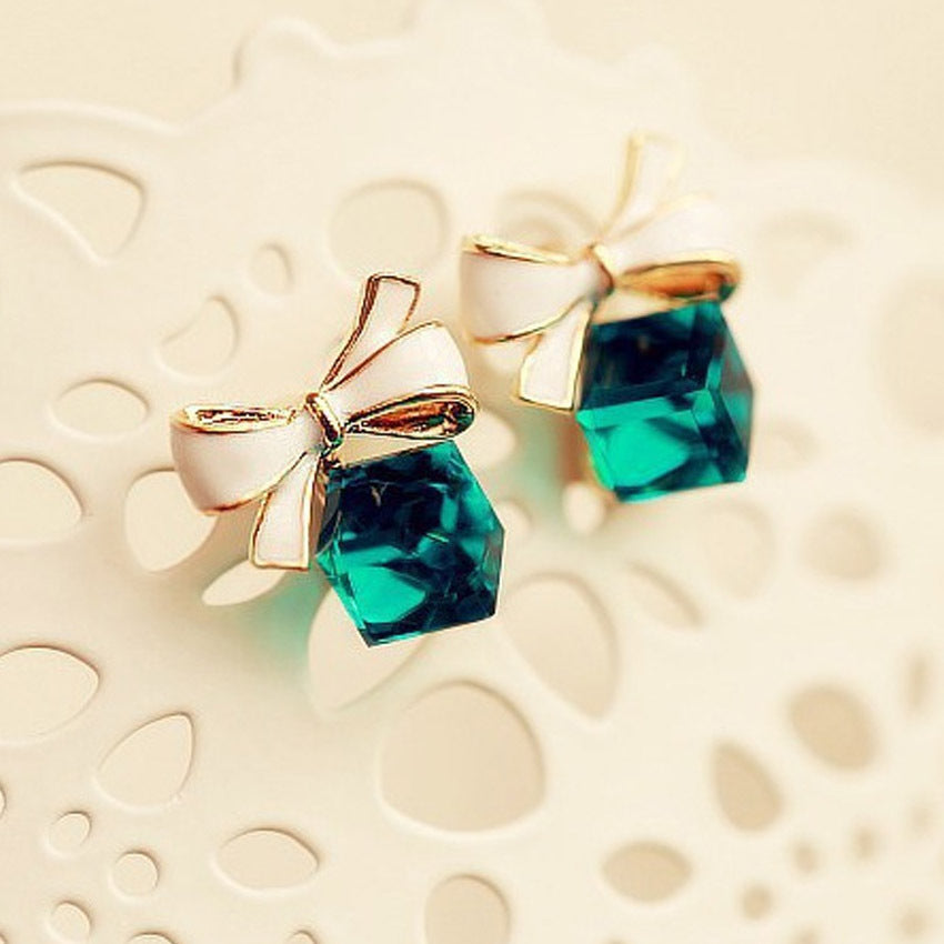Sweet Green Bow Tie Earrings In Silver Plated Alloy Featuring Crystal Inlay