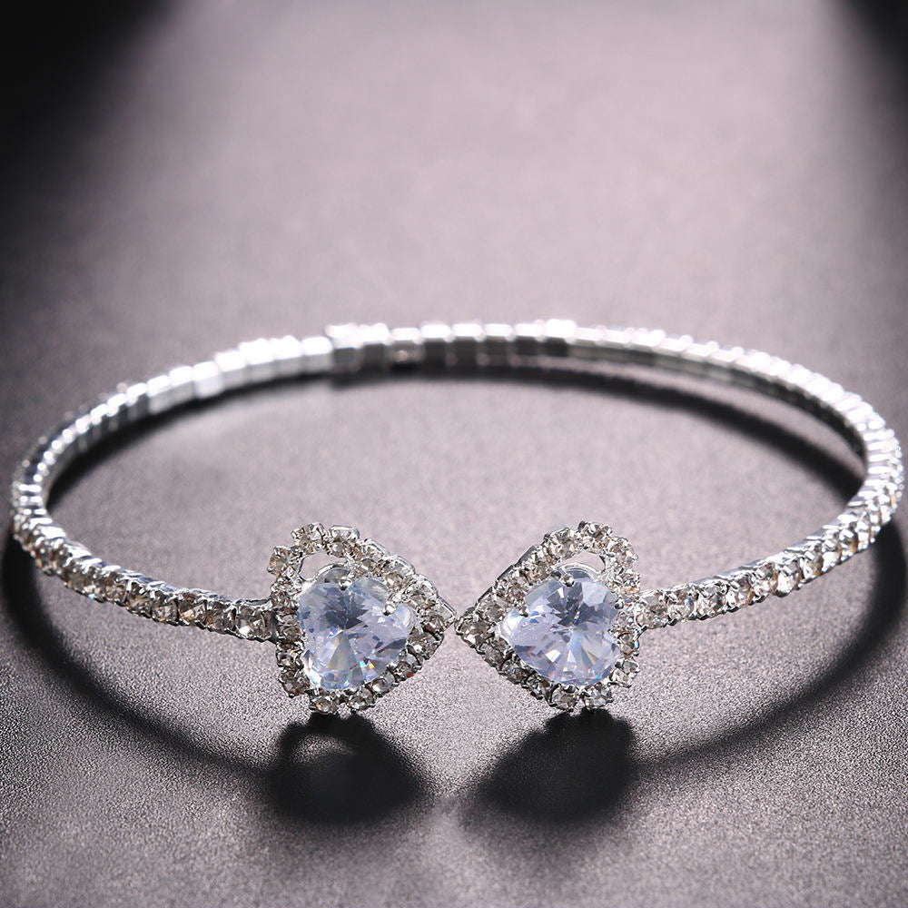 Heart Shape Bangle For Women In Simple Style With Electroplated Gold Plating And Rhinestones Inlay