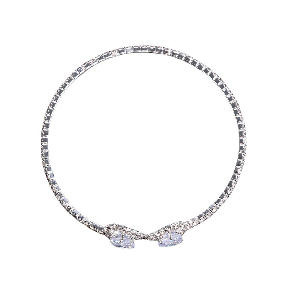 Heart Shape Bangle For Women In Simple Style With Electroplated Gold Plating And Rhinestones Inlay