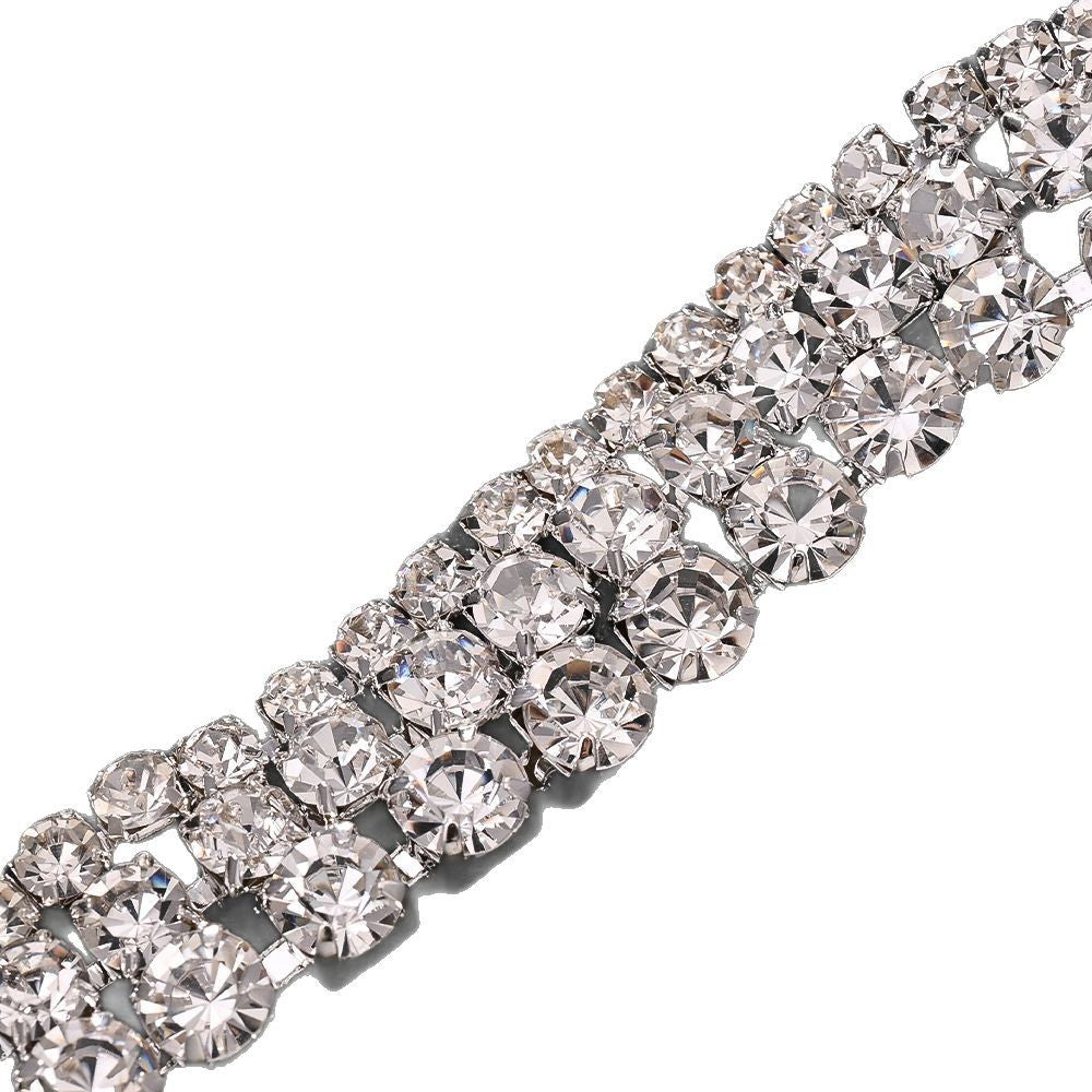 Exaggerated Silver Leaf Necklace For Women With Rhinestones And Cable Chain