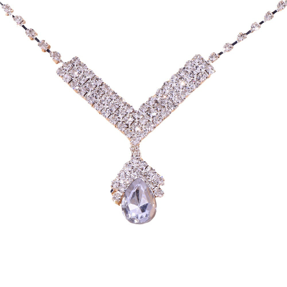 Simple Style Women’s Necklace Featuring Water Droplets Pattern With Electroplated Rhinestones