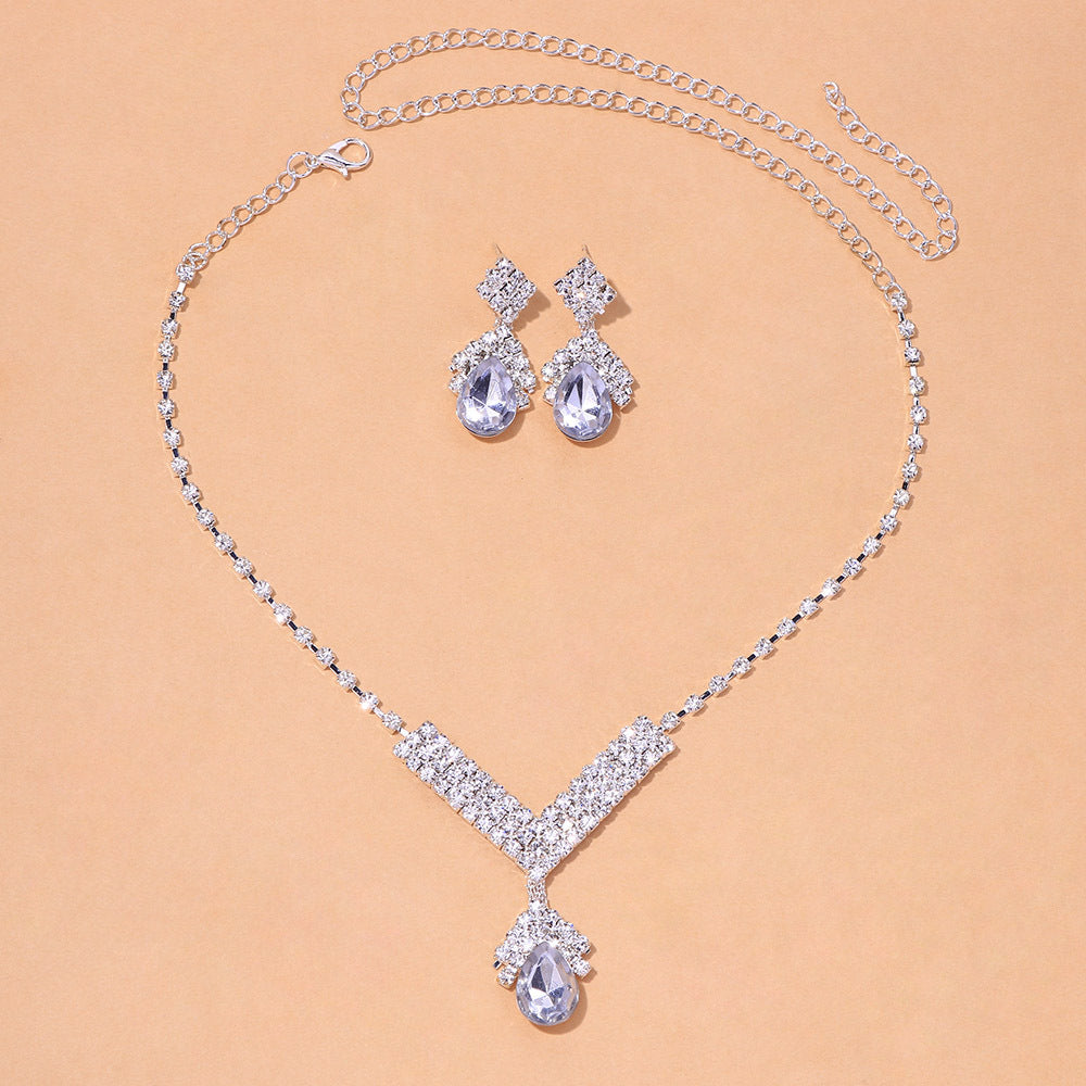 Simple Style Women’s Necklace Featuring Water Droplets Pattern With Electroplated Rhinestones