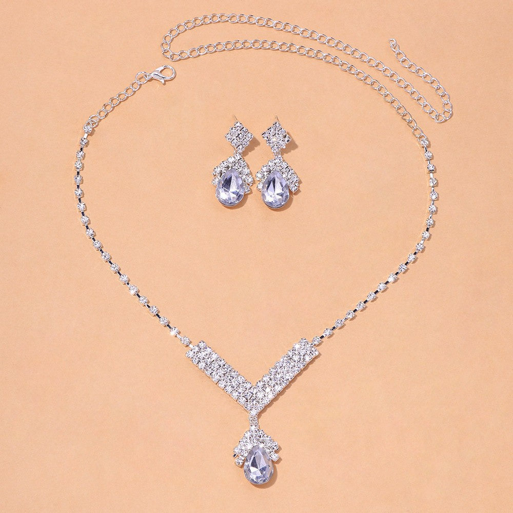Simple Style Women’s Necklace Featuring Water Droplets Pattern With Electroplated Rhinestones