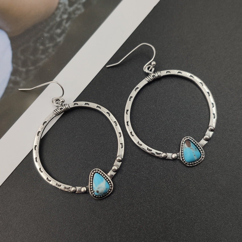 Retro Circle Hoop Earrings For Women In Antique Silver Plated Alloy With Turquoise Inlay