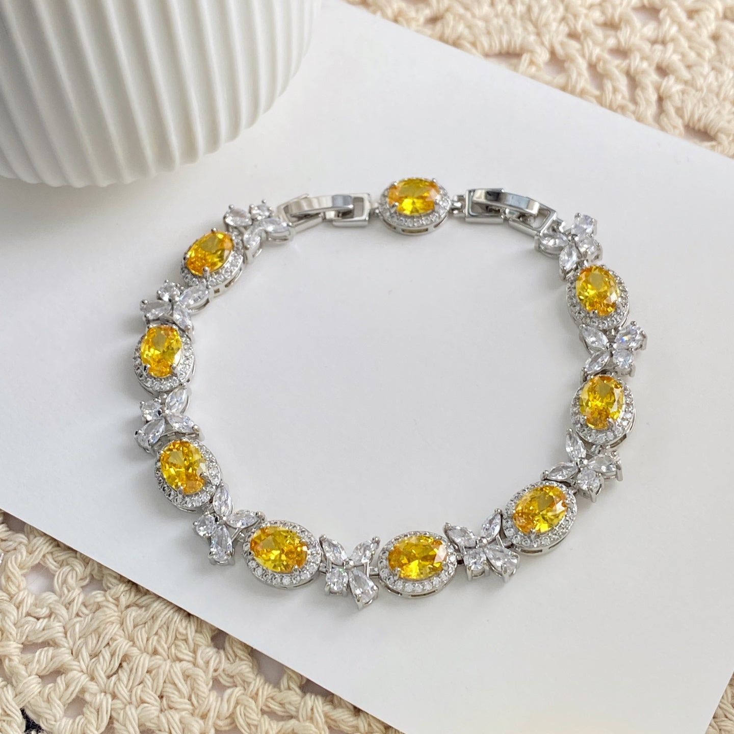 Sweet Paisley Waterproof Non Tarnish Bracelets In Real Gold Plated Brass With Zircon Inlay And Italian Charm & Links Chain