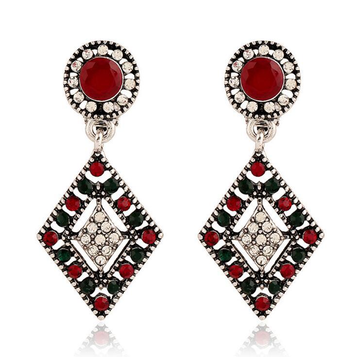 Retro Geometric Clip Earrings In Gold Alloy With Rhinestones, Featuring 304 Stainless Steel Ear Pins