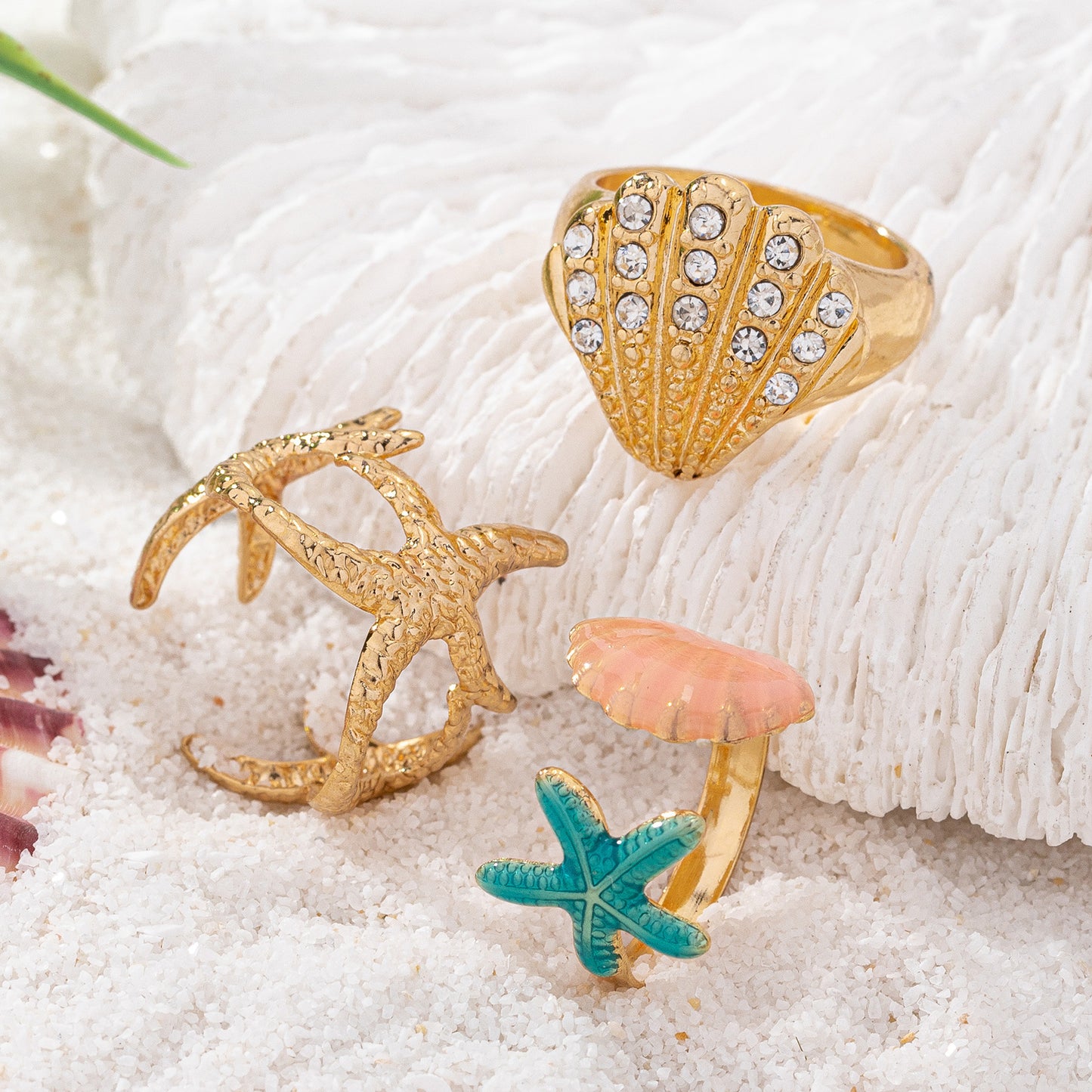 Starfish Ring For Women In Marine Style, Zinc Alloy With Artificial Diamond Inlay, Featuring 0.01µm Coating Thickness