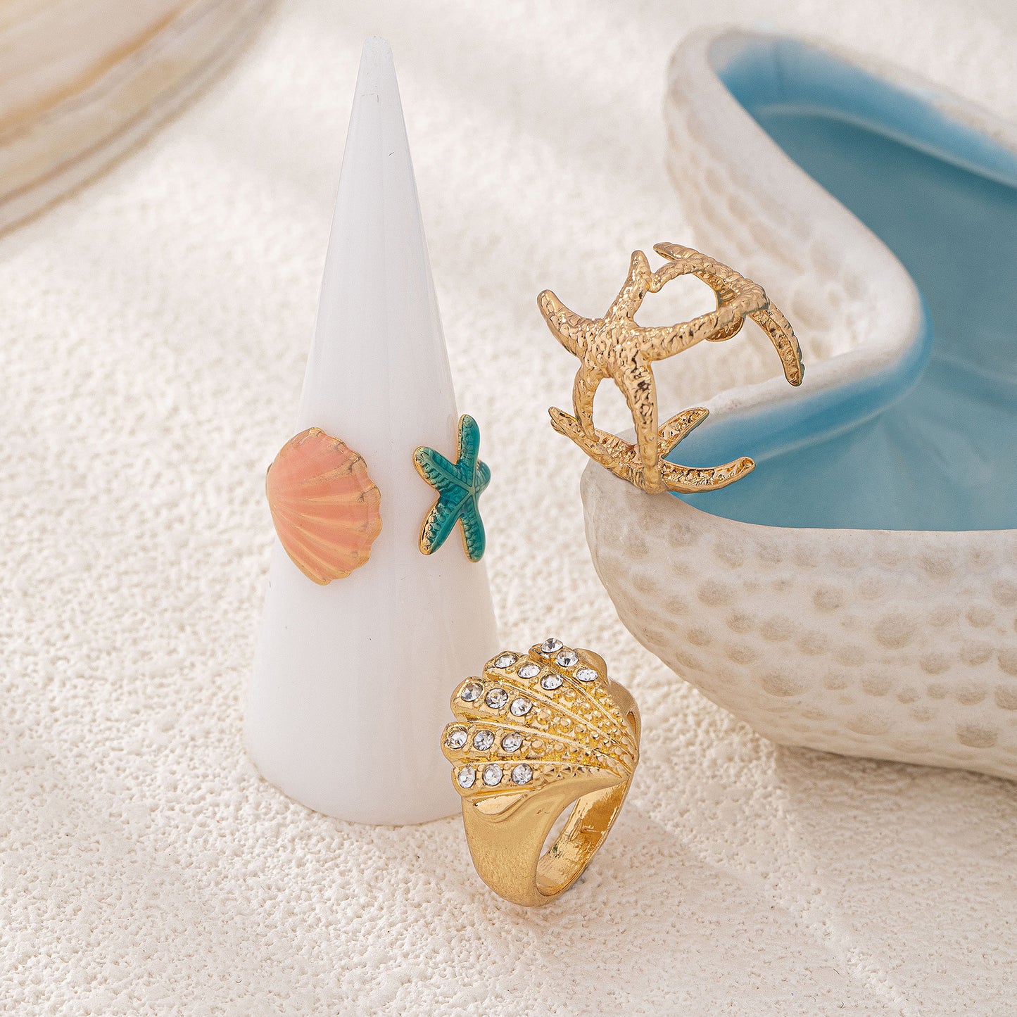 Starfish Ring For Women In Marine Style, Zinc Alloy With Artificial Diamond Inlay, Featuring 0.01µm Coating Thickness