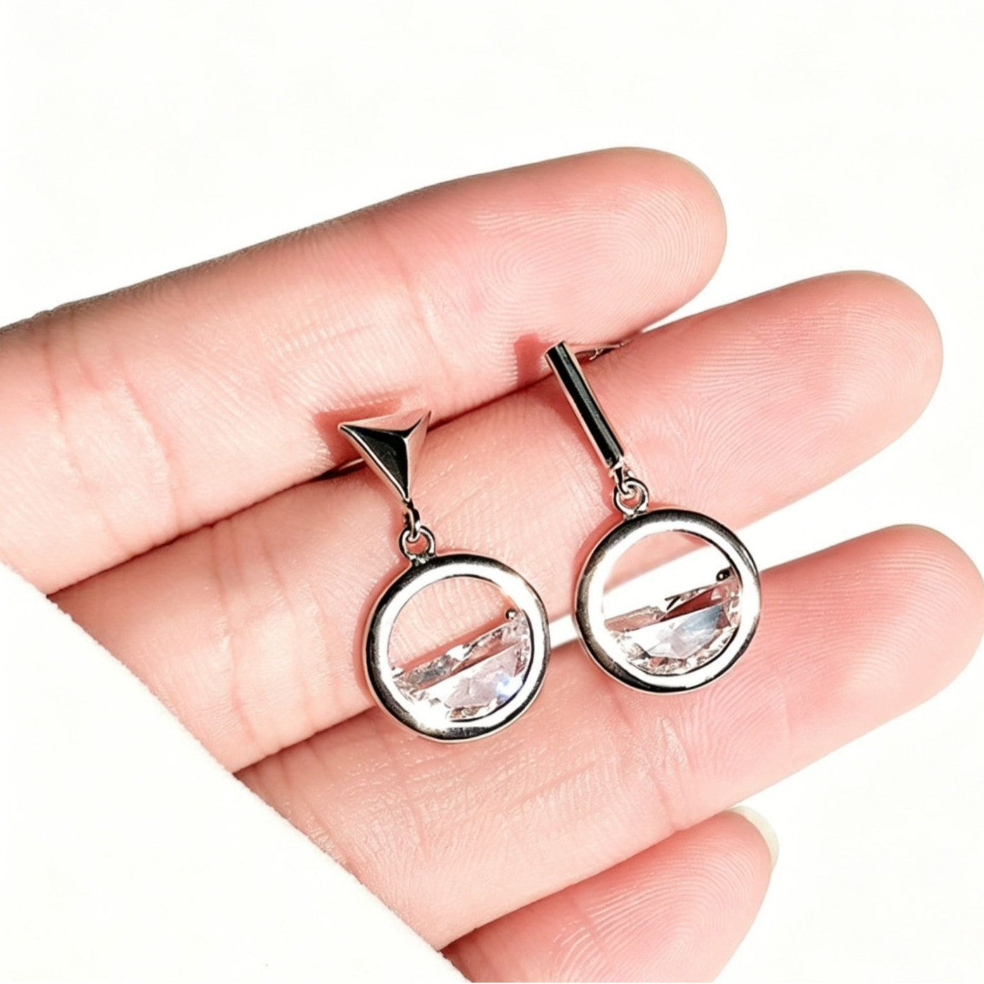 Circle Stud Earrings For Women With Zircon Inlay, 925 Sterling Silver Ear Pins, Asymmetrical Design Alloy