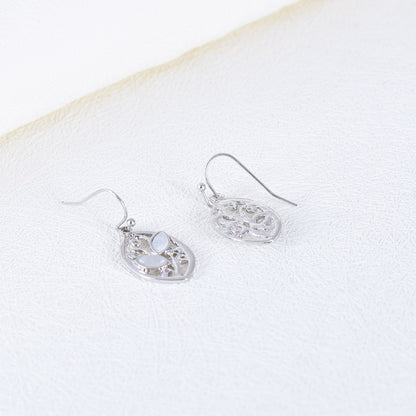 Simple Style Leaves Earrings In Alloy Featuring Electroplated Finish For Elegant Look