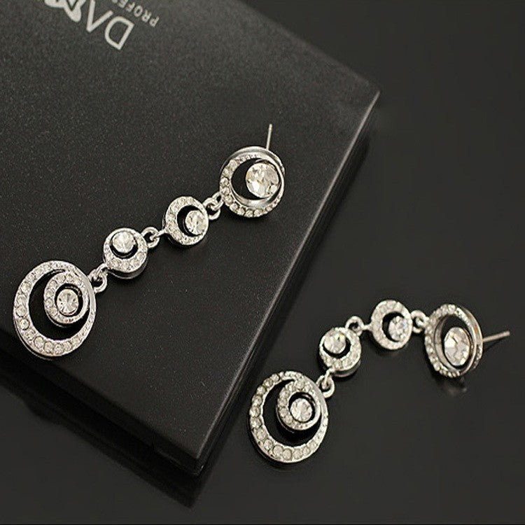 Simple Style Circle Earrings In Alloy With Rhinestones, Electroplated Finish And 304 Stainless Steel Ear Pins