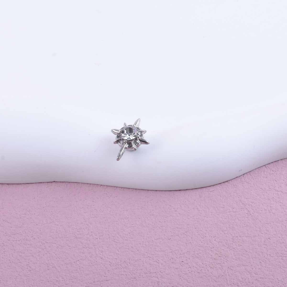 Star Clip Earrings For Unisex In Dyed Black Zinc Alloy With 304 Stainless Steel Posts Featuring Sweet Style