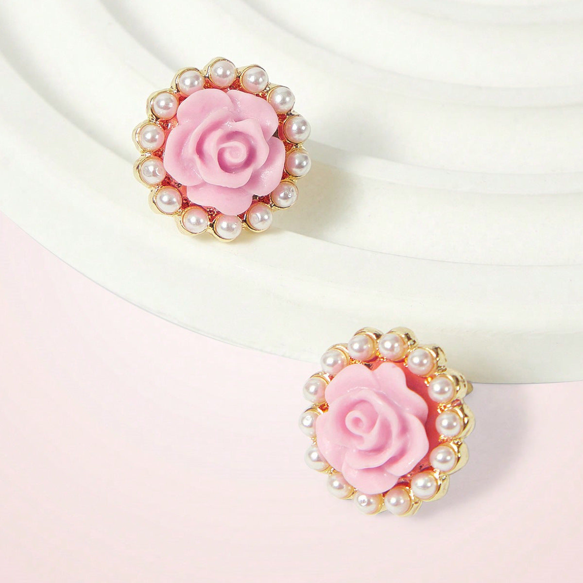 Sweet Flowers Stud Earrings For Unisex Featuring Natural Pink Zinc Alloy With 304 Stainless Steel Posts