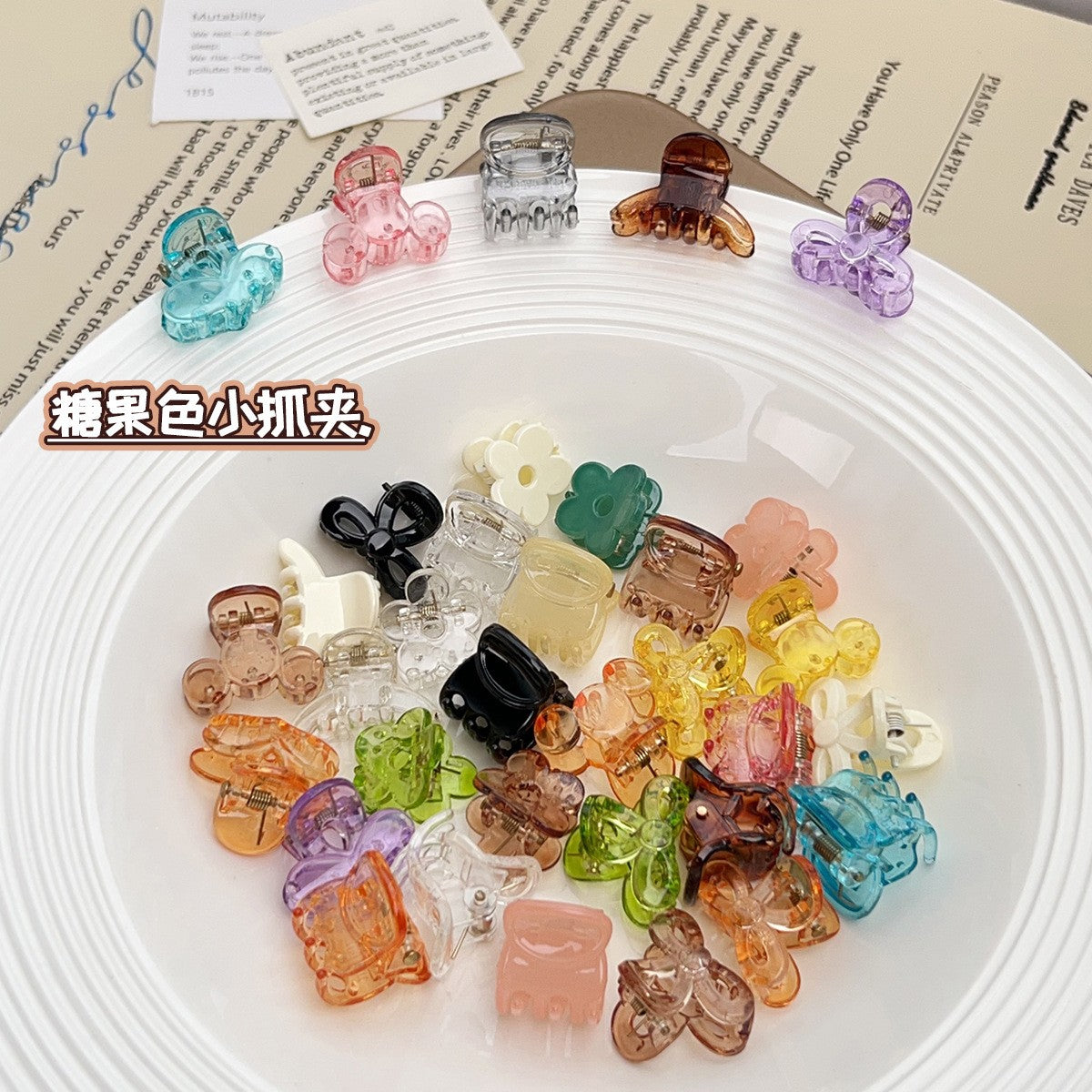 Modern Style Quadrilateral Hairpin For Women, Made Of Durable Plastic