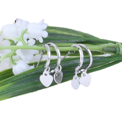 Heart Shape Stud Earrings For Unisex Featuring Electroplated Zinc Alloy In Silver With Sweet Style