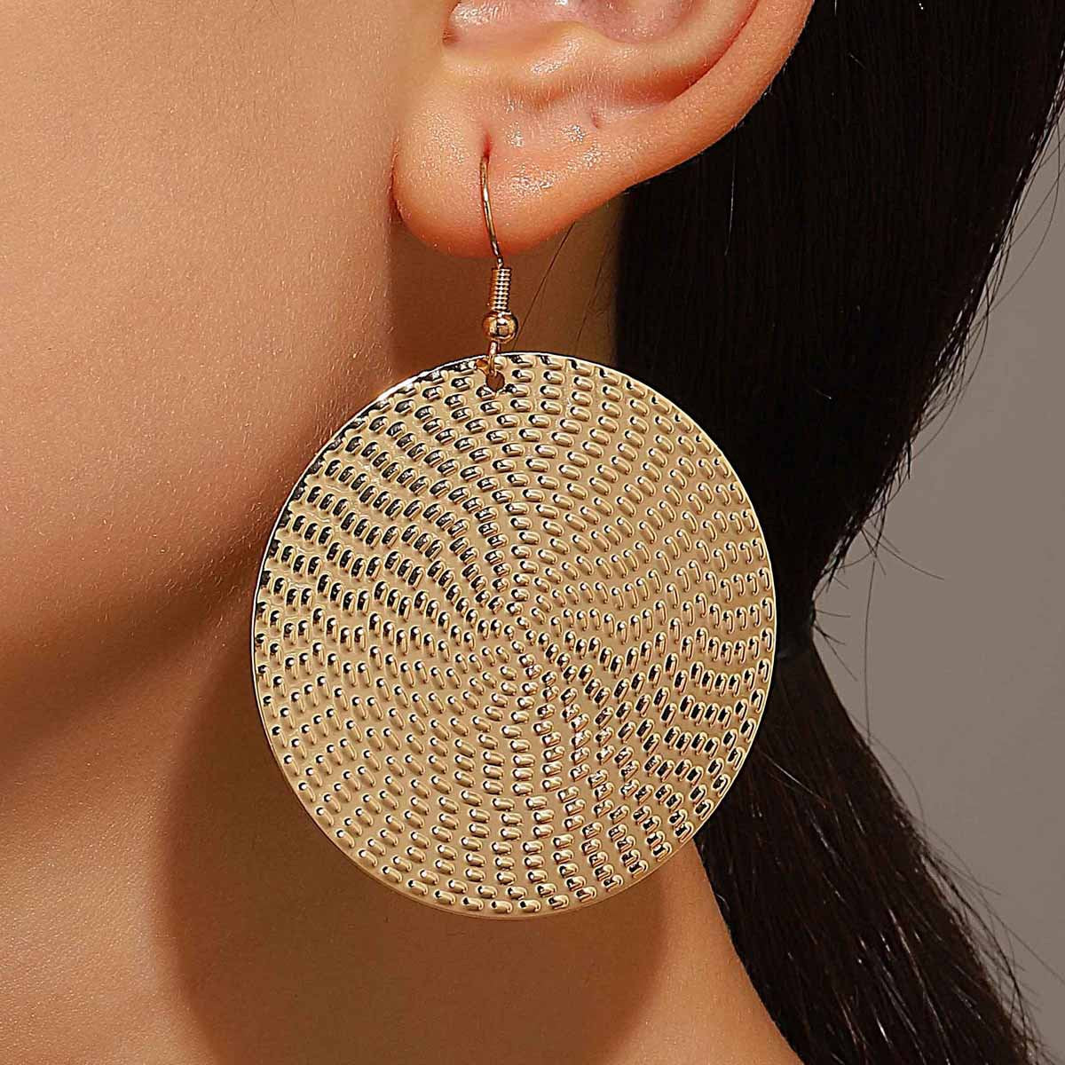 Exaggerated Circle Gold Alloy Earrings With Electroplated Finish For A Stylish Look
