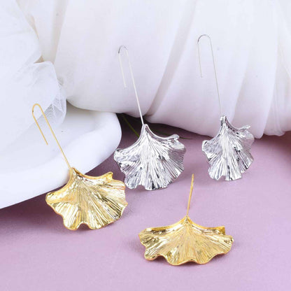 Sweet Ginkgo Leaf Drop Earrings In Silver Alloy With Electroplated Finish