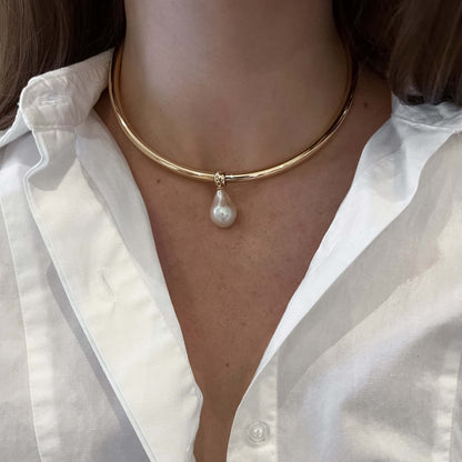 Pearl Choker Necklace For Women With Alloy Slider Chain And Rhinestone Pendant