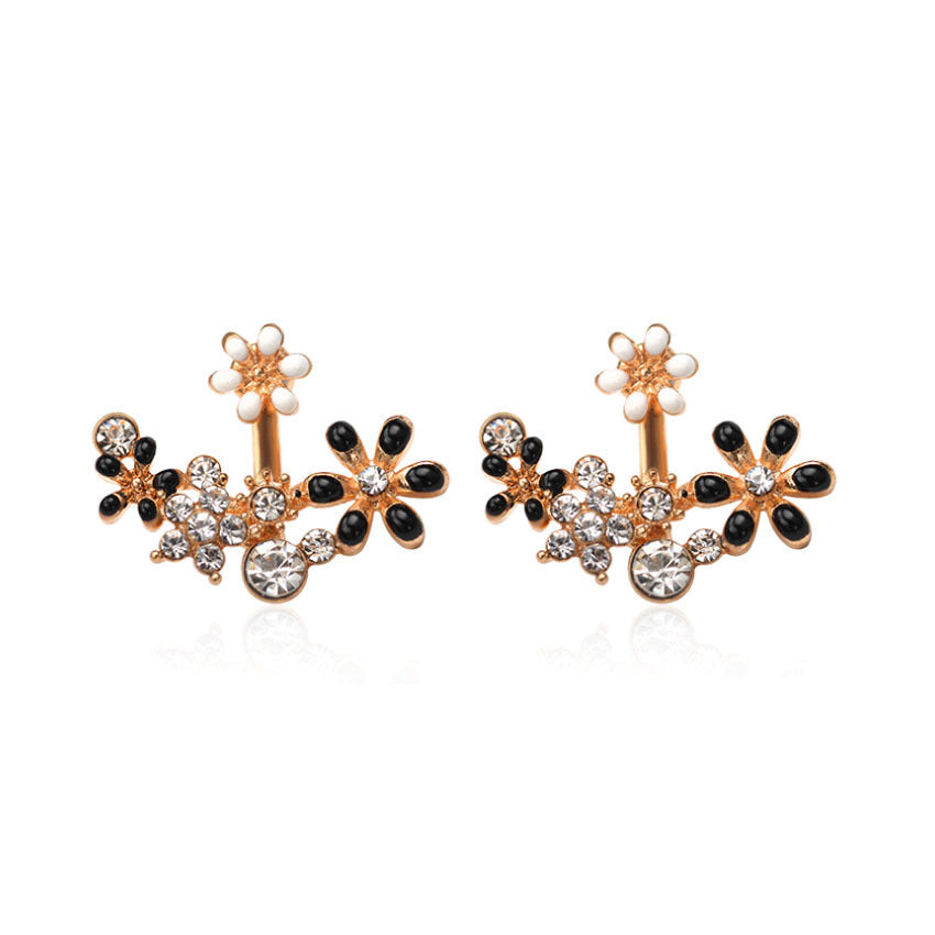 Sweet White Flower Earrings For Women In Alloy With Rhinestone Inlay