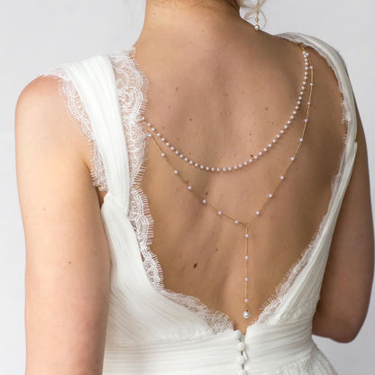 Silver Tassel Body Chain For Women With Imitation Pearl And White Crystal Inlay Featuring Pearl Pattern
