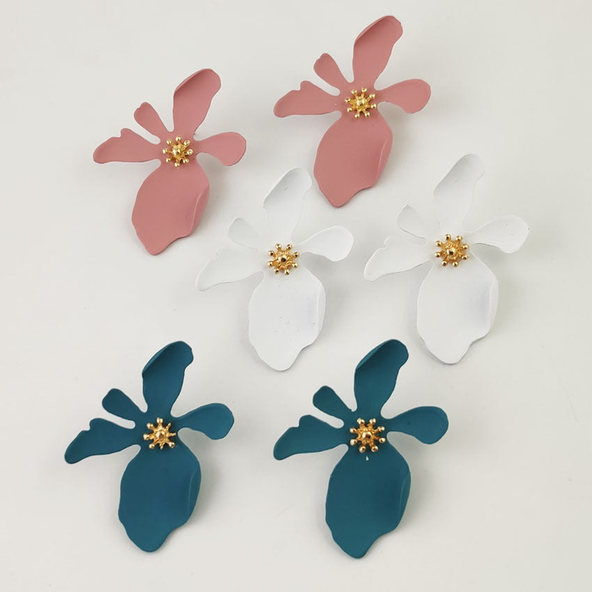Daisy Earrings For Women With 304 Stainless Steel Alloy Ear Pins In White