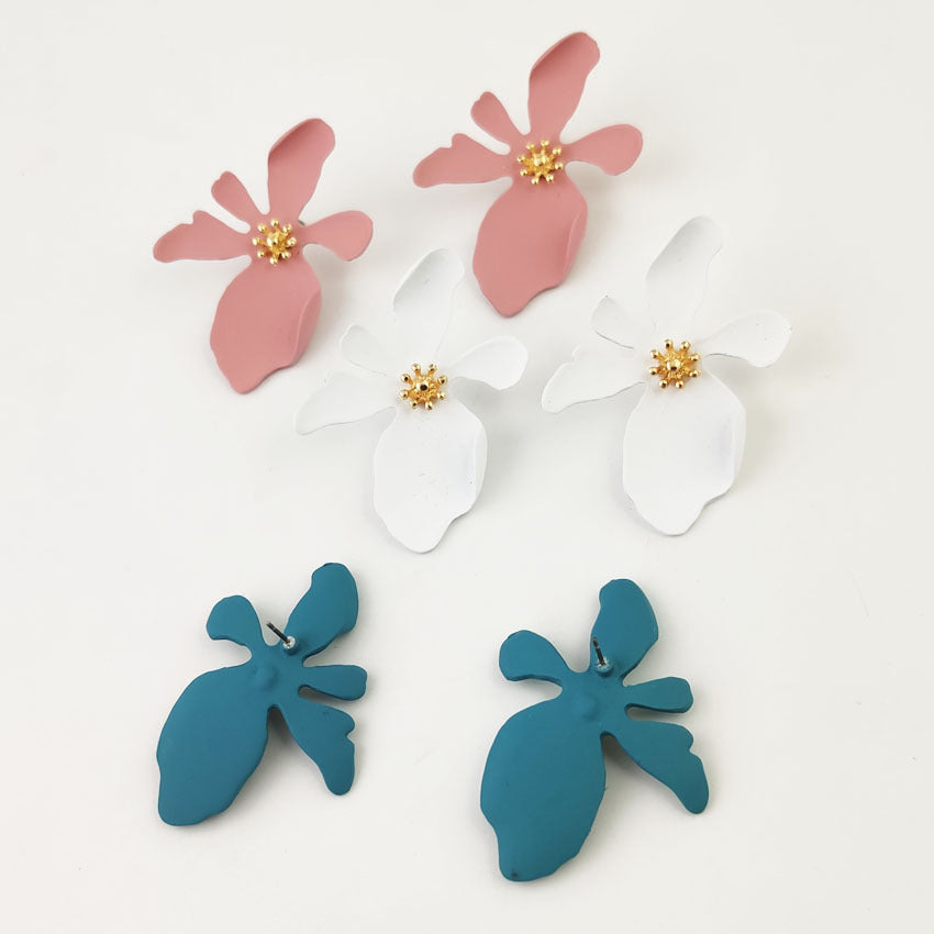 Daisy Earrings For Women With 304 Stainless Steel Alloy Ear Pins In White