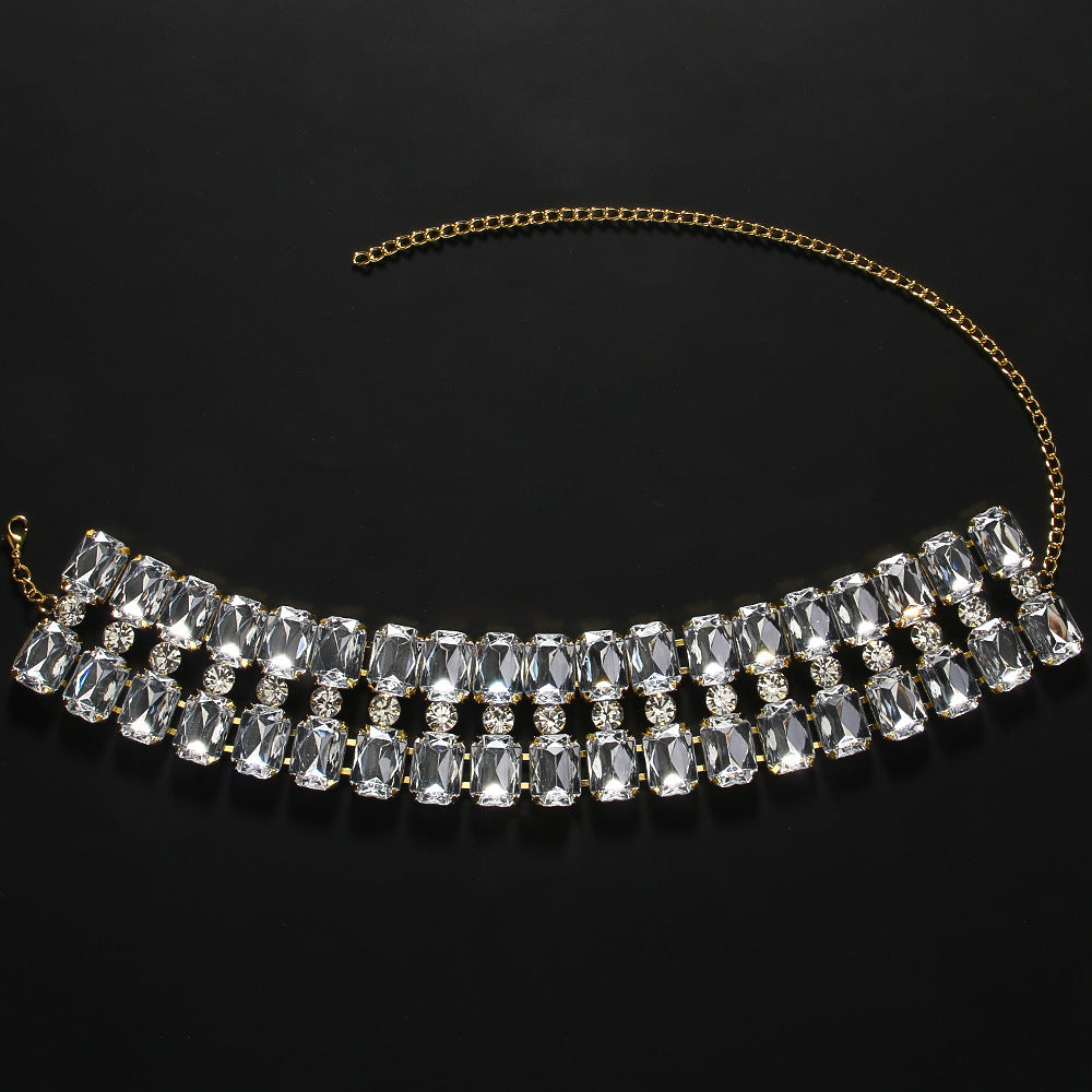 Exaggerated Geometric Silver Alloy Choker Necklace For Women With Rhinestone Pendant
