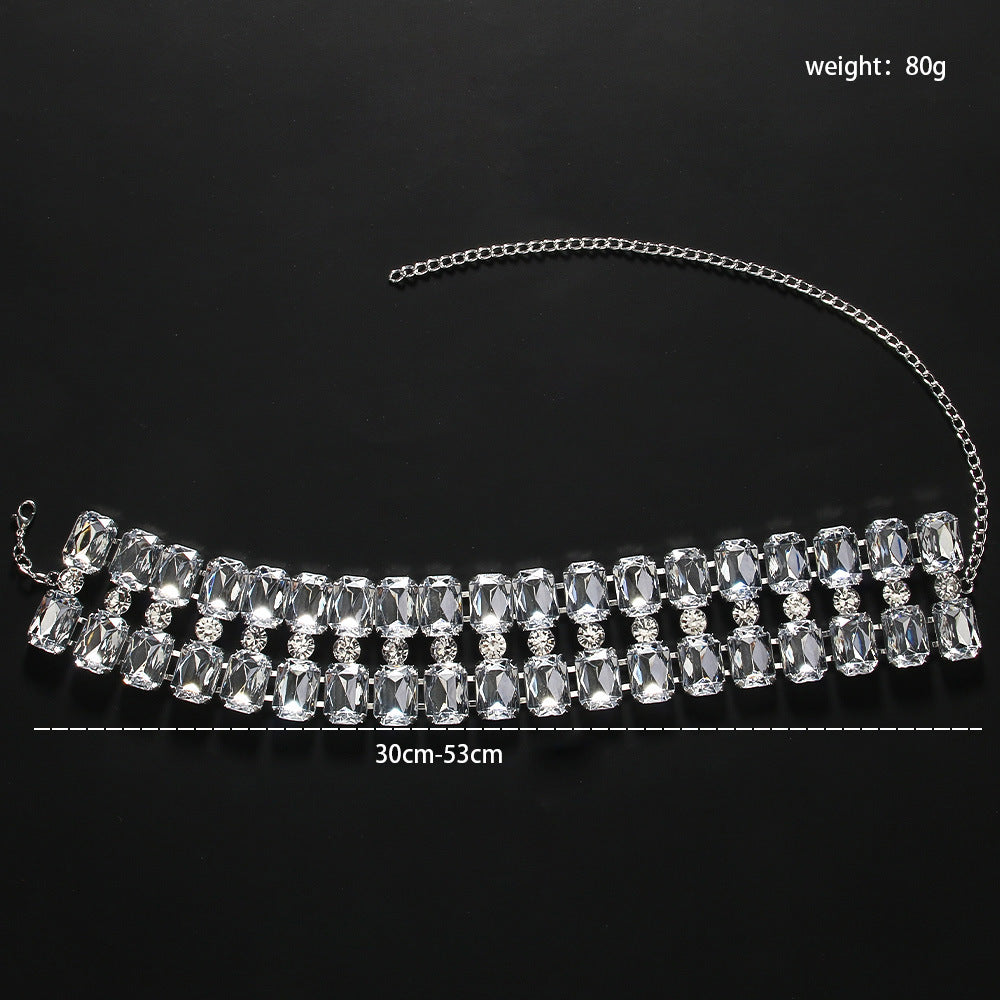 Exaggerated Geometric Silver Alloy Choker Necklace For Women With Rhinestone Pendant