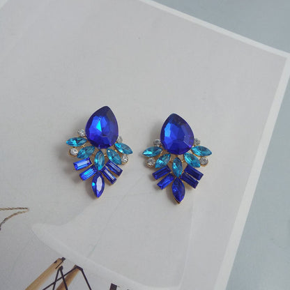 Sweet Geometric Gold Stud Earrings In Alloy With Electroplated Finish And Gem Inlay