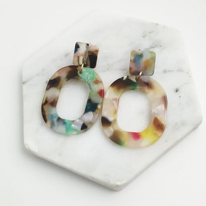 Retro Two Tone Oval Alloy Earrings For Women In White