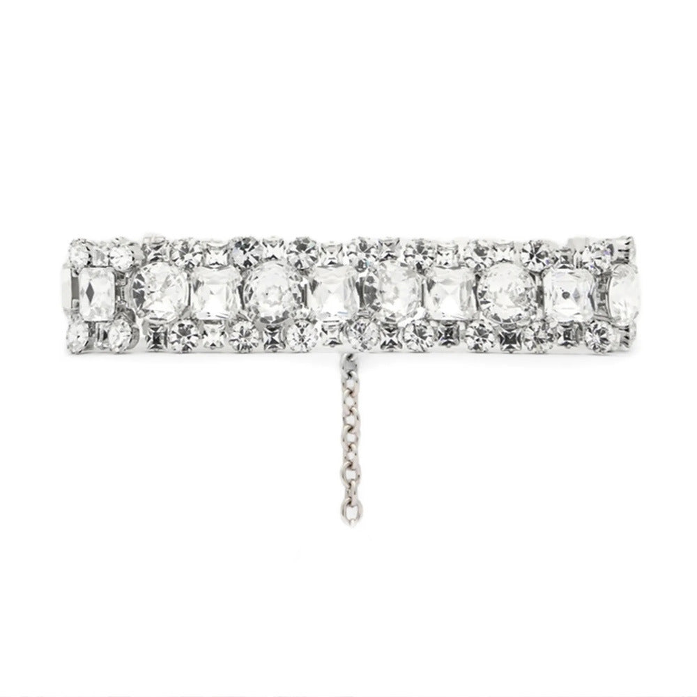Exaggerated Geometric Silver Alloy Choker Necklace For Women With Electroplated Finish And Rhinestone Inlay