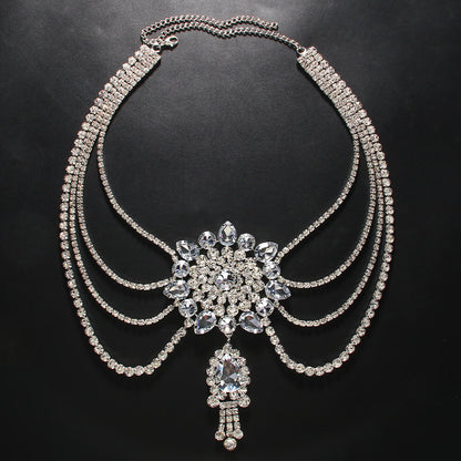 Vintage Style Silver Alloy Pendant Necklace For Women Featuring Flowers Pattern And Rhinestone Inlay With Tassel Craft