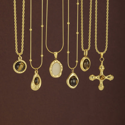 Vintage Style Pendant Necklace For Women In 18K Real Gold Plated 304 Stainless Steel With Twisted Rope Chain