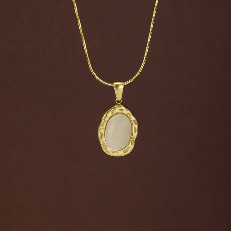 Vintage Style Pendant Necklace For Women In 18K Real Gold Plated 304 Stainless Steel With Twisted Rope Chain