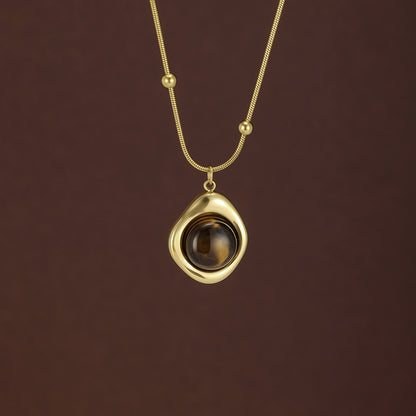 Vintage Style Pendant Necklace For Women In 18K Real Gold Plated 304 Stainless Steel With Twisted Rope Chain
