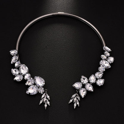 Water Droplets Dyed Black Alloy Choker Necklace For Women With Electroplated Finish And Rhinestone Pendant
