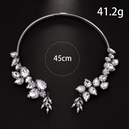 Water Droplets Dyed Black Alloy Choker Necklace For Women With Electroplated Finish And Rhinestone Pendant