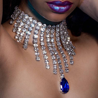 Exaggerated Silver Tassel Necklace For Women Featuring Alloy Pendant Material