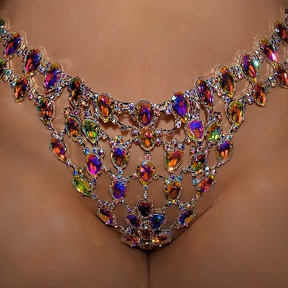Exaggerated Gold Alloy Body Chain For Women With White Crystal Inlay Featuring Grid Pattern, 1 Set