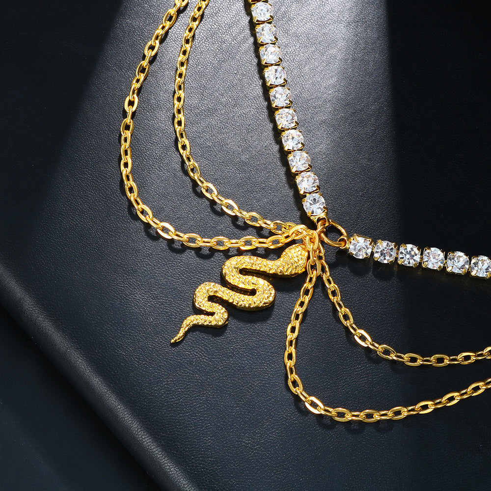 Gold Alloy Women's Anklet Featuring Snake Pattern With Artificial Gemstones, Perfect For Beach Wear