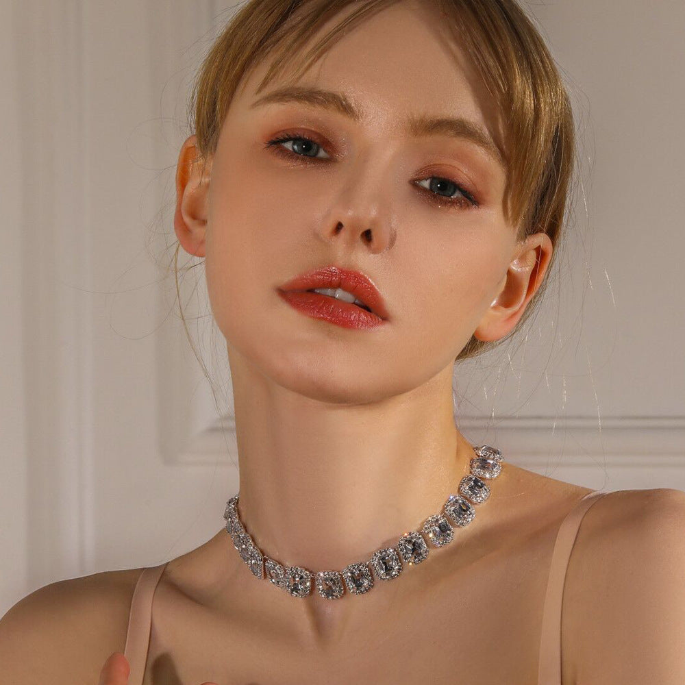 Geometric Copper Necklace With Claw Setting And Rhinestones, Featuring Luxurious Style And Durable Copper Chain