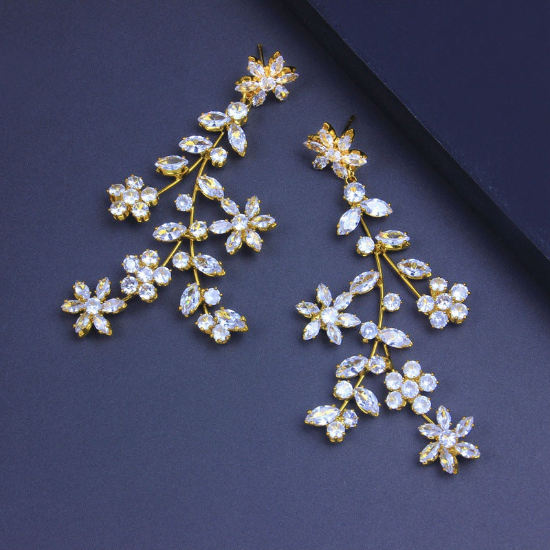 Luxurious Elaborate Gold Flower Drop Earrings In Alloy With Zircon Inlay