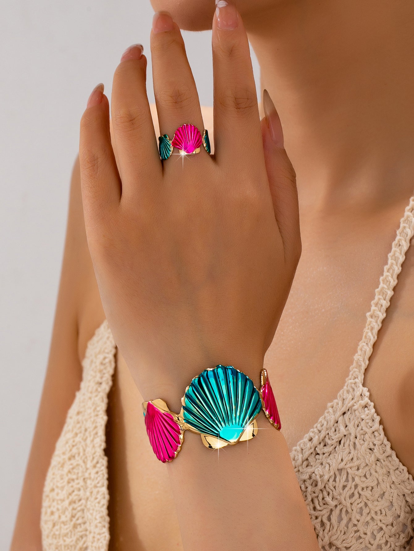 Women’s Marine Style Jewelry Set Featuring Shell Pattern With KC Golden Plated Alloy And Enamel Craftsmanship, 0.03µm Coating