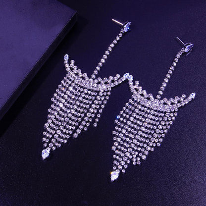 Baroque Style Gold Tassel Drop Earrings For Women With Rhinestone Inlay In Alloy