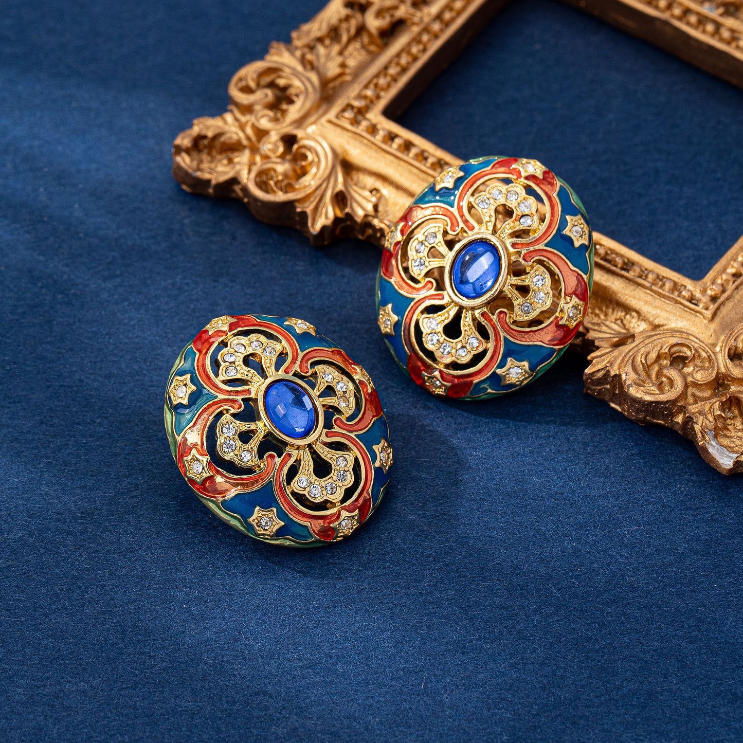 Retro Flowers Stud Earrings For Women With 925 Sterling Silver Posts And Zircon Inlay In Zinc Alloy