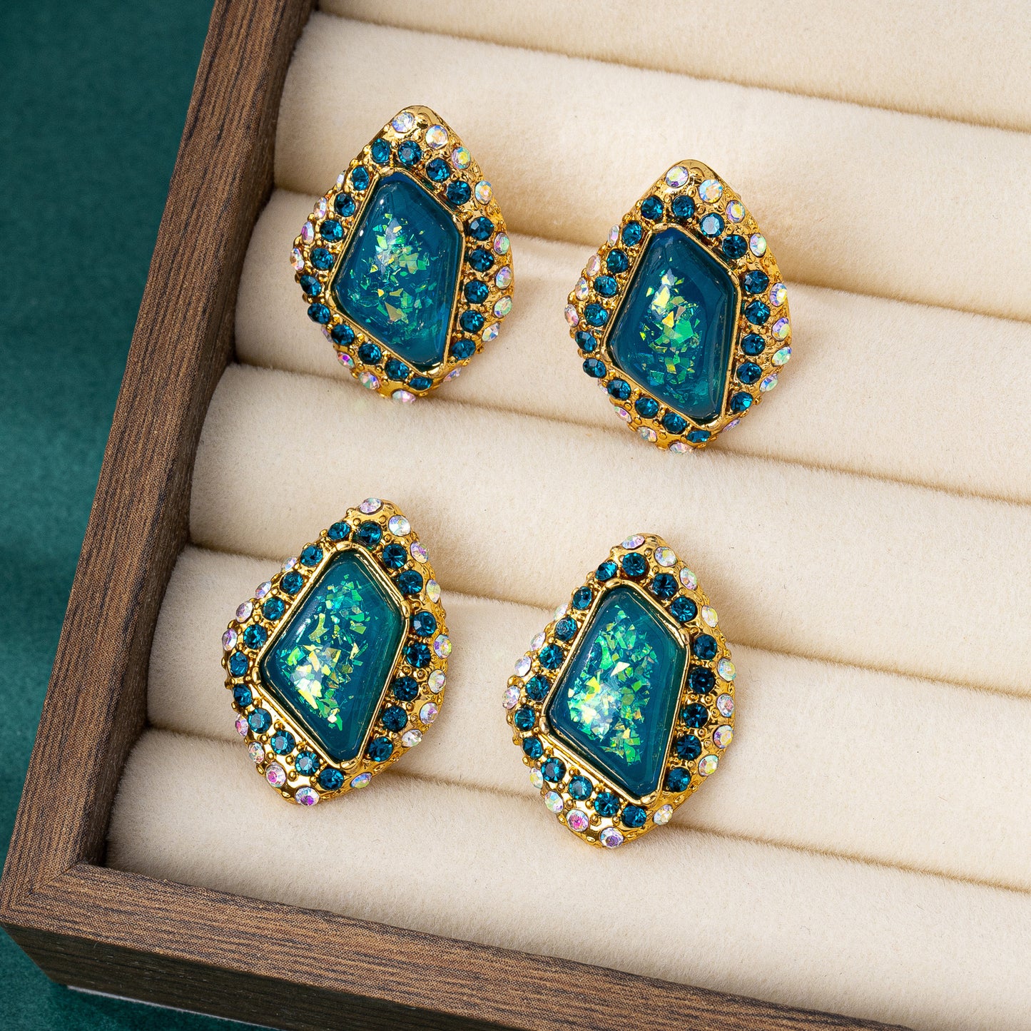 Water Droplets Earrings For Unisex Featuring Zinc Alloy Material With 925 Sterling Silver Studs In Retro Style