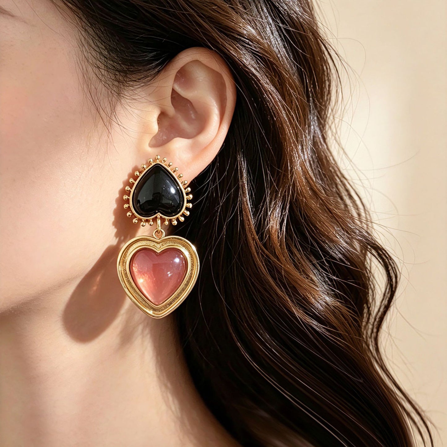 Heart Shape Earrings For Unisex In Silver, Made Of Zinc Alloy With Electroplated Finish And 925 Sterling Silver Studs