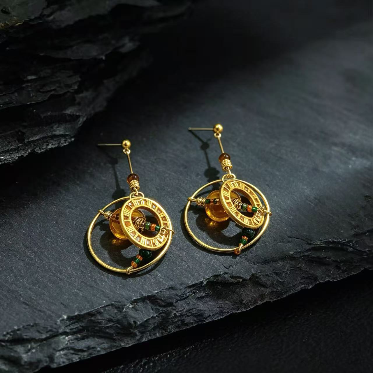 Multicolor Round Drop Earrings For Unisex Featuring Alloy And Glass Inlay With 925 Sterling Silver Studs